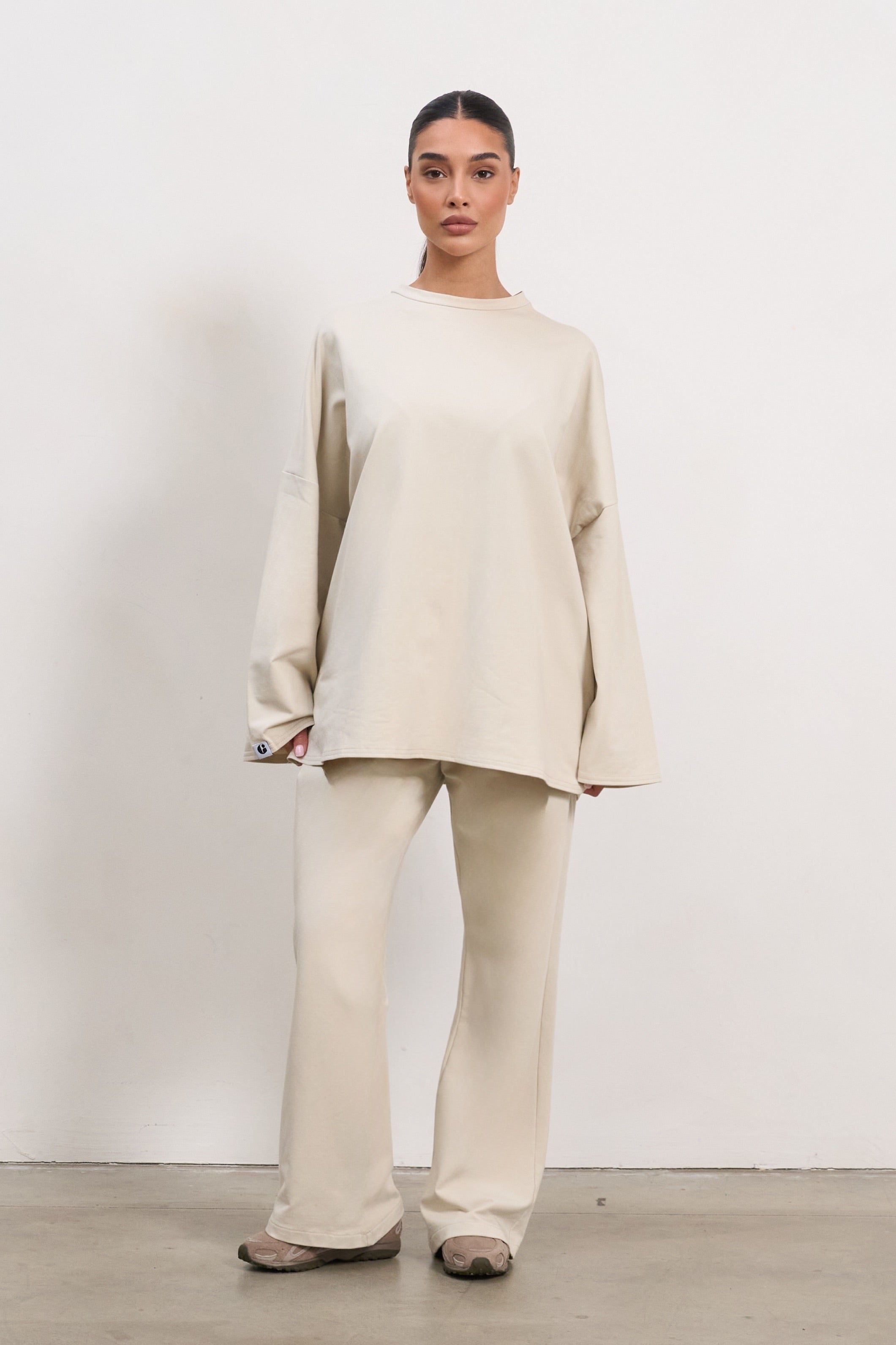 Oversized Long-sleeved T-shirt - Beige