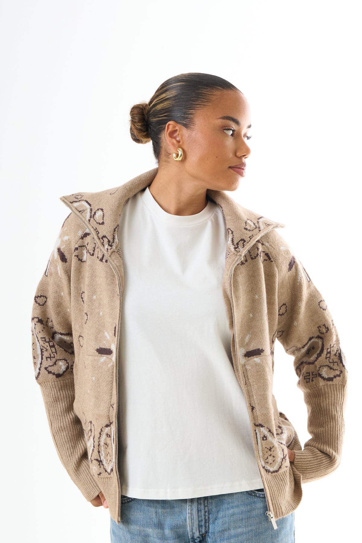 Zipped Bandana Cardigan - Beige